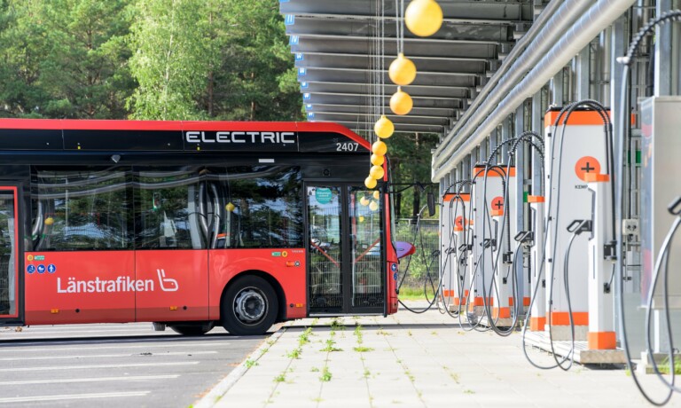 electric bus charging at kempower chargers